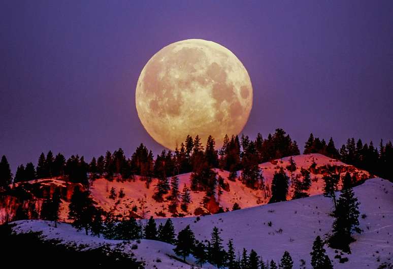 Because the moon of possible is very powerful Because the moon of possible is very powerful