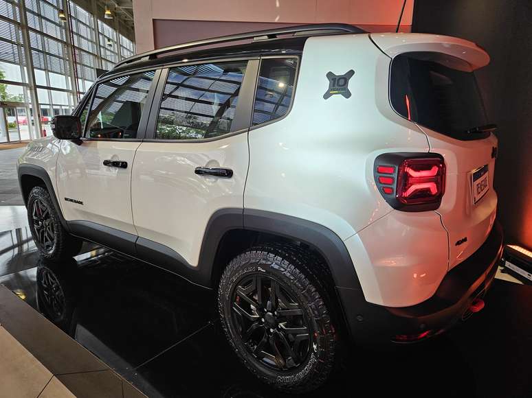 Jeep Renegade Willys 10 Anos T270 4x4 AT9
