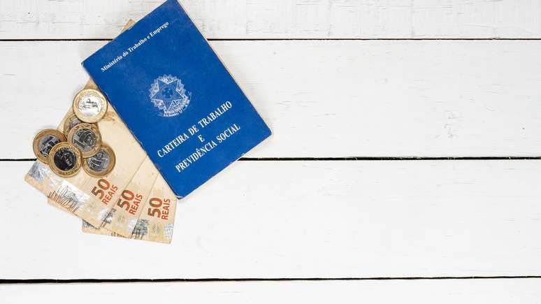 Escala 4x3 de trabalho: será que funciona no Brasil?