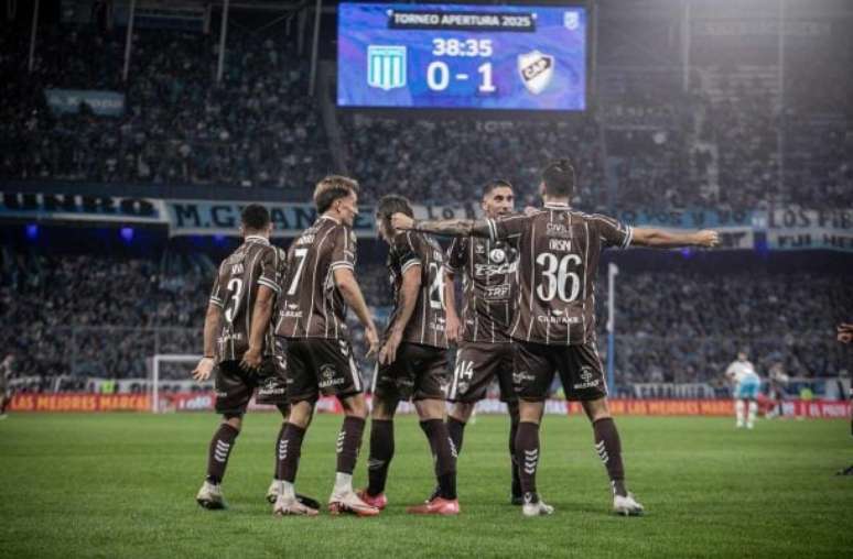 Confronto pelas oitavas de final do Apertura ocorreu no Cilindro –