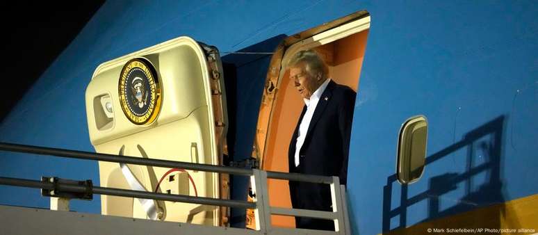 "Os democratas são uns perdedores", disse Trump ao rebater críticas da oposição sobre "presente" do Catar