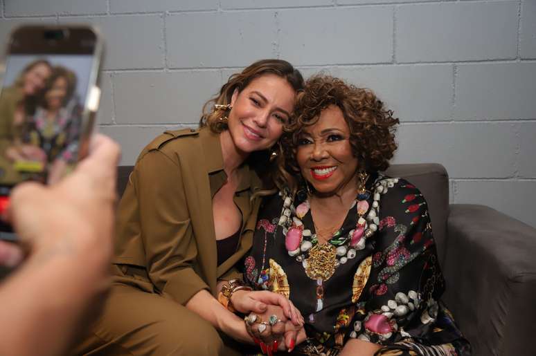 Paolla Oliveira e Alcione 