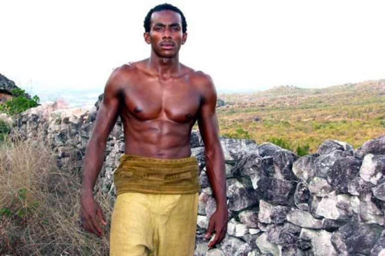 &ldquo;Besouro&rdquo; &eacute; inspirado na hist&oacute;ria real de um lutador de capoeira que busca a liberdade para seu povo 