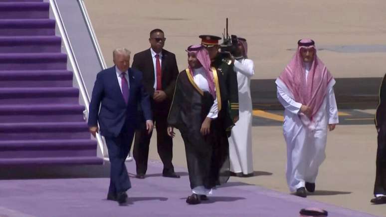 Trump begins on Riad’s journey through the Middle East focused on economic agreements Trump begins on Riad’s journey through the Middle East focused on economic agreements