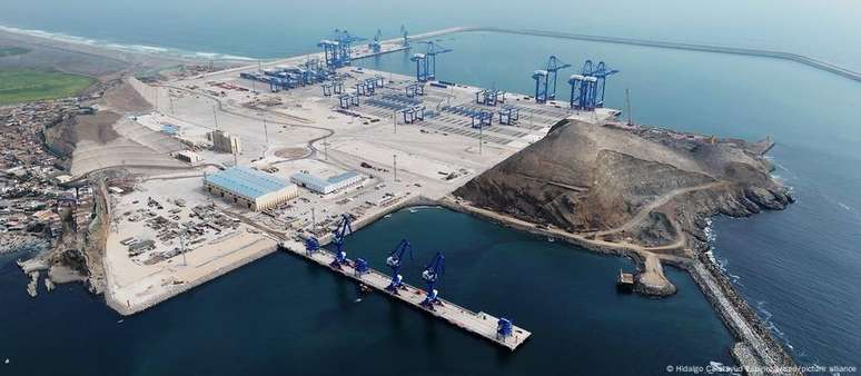 Porto de Chancay, no Peru, foi construído com investimentos chineses