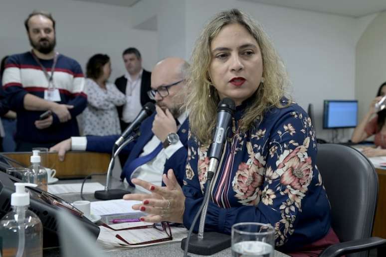 Beatriz Cerqueira, deputada do PT ameaçada de estupro e morte na internet.
