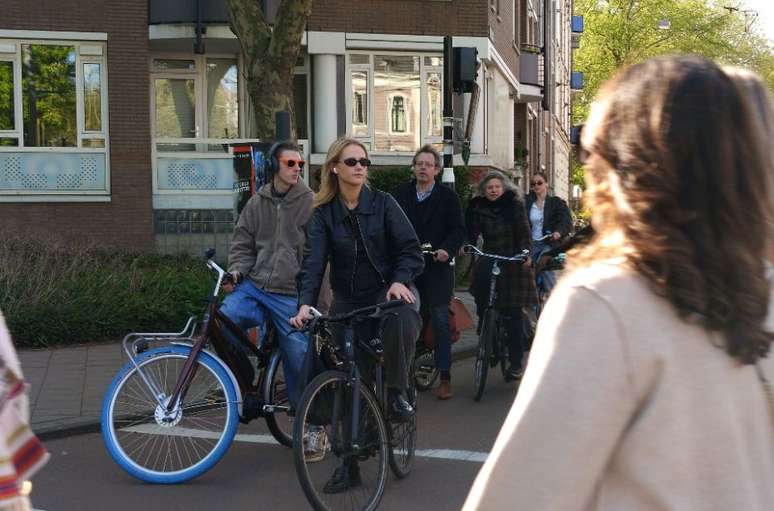 Bicicletas são os principais meios de transporte de Amsterdã