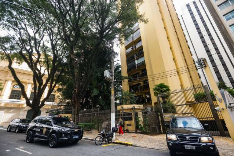 Fachada de prédio onde moradores foram vítimas de arrastão na manhã desta terça-feira, 13, no bairro do Higienópolis, região central de São Paulo
