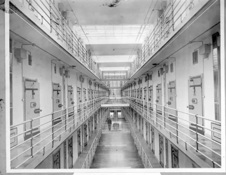 As celas de Mujica e de outros Tupamaros ficavam em andares altos da prisão