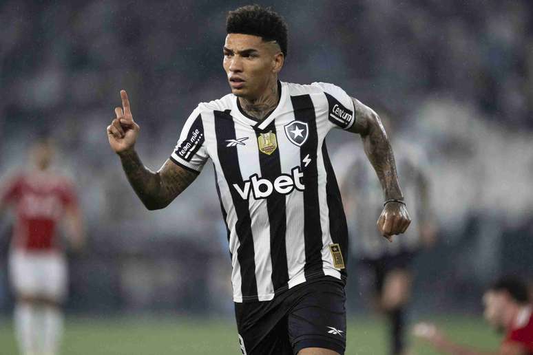 Igor Jesus é uma das esperanças para o Fogão nesta noite