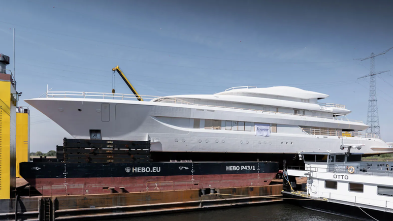Feadship Project 827 é embarcação de luxo
