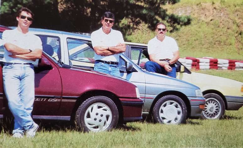Eduardo Pincigher, Bob Sharp e Douglas Medonça num teste da Quatro Rodas