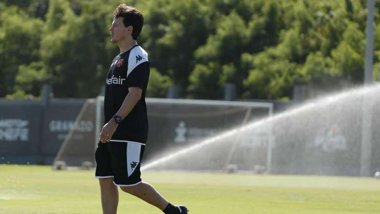 Fernando Diniz assume o Vasco 