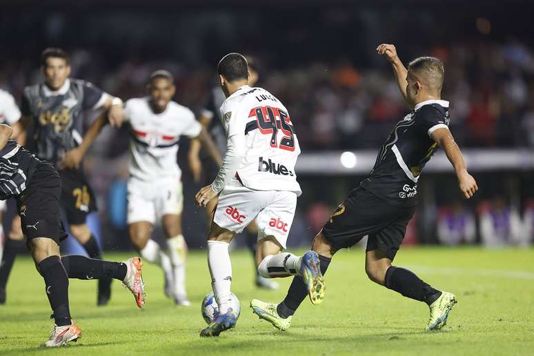 Photo by Rubens Chiri and Paulo Pinto/Sãopaulofc.net