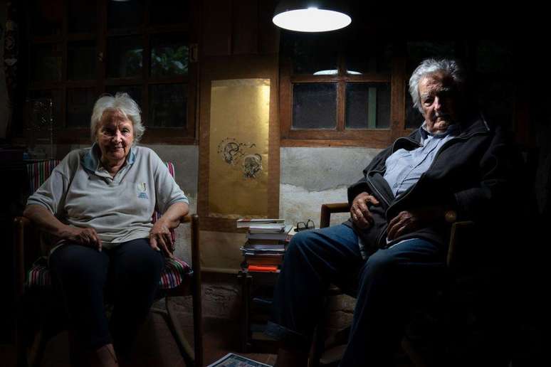 Luc&iacute;a e Mujica viveram 40 anos juntos em uma ch&aacute;cara na zona rural de Montevid&eacute;u