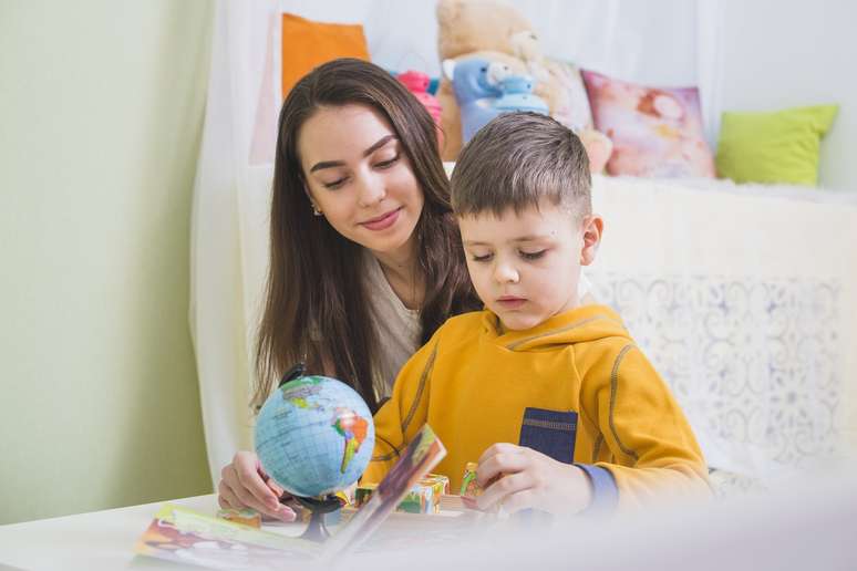 The role of the family in the emotional development of children! The role of the family in the emotional development of children!