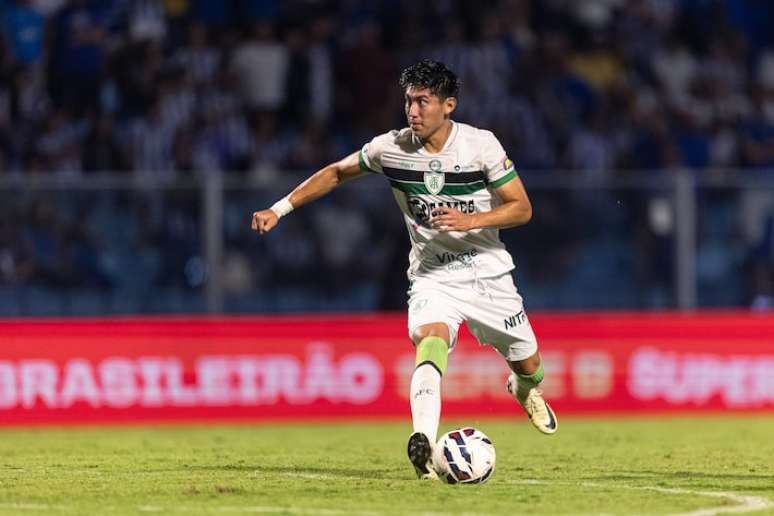 Miguelito, emprestado pelo Santos ao América-MG, chegou a ser preso por injúria racial