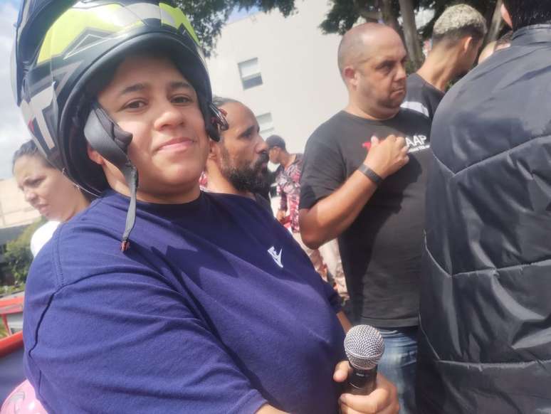 Tatiane Reis achava que os acidentes aumentariam. Ela ainda se preocupa com isso, mas agora considera outros aspectos, positivos.