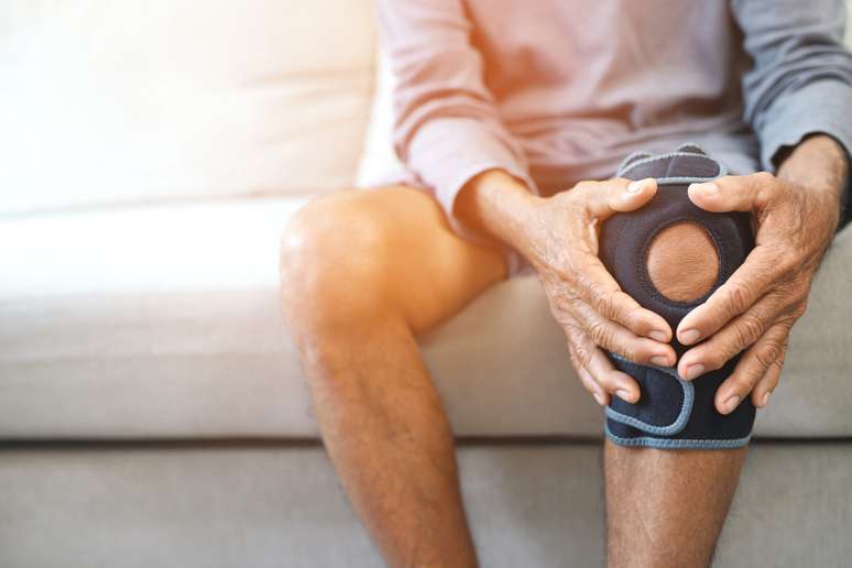 O joelho é uma das articulações desafiadas do corpo humano, por isso as lesões são cada vez mais comuns entre as pessoas