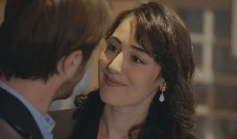 Emre faz revelação chocante a Kesmet na novela 'Força de Mulher', capítulo de 16 de maio de 2025, sexta-feira.