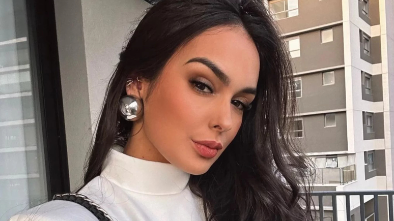 Ex-BBB Larissa Santos detalha sua recuperação após levar 14 pontos em acidente: 'Evoluindo'