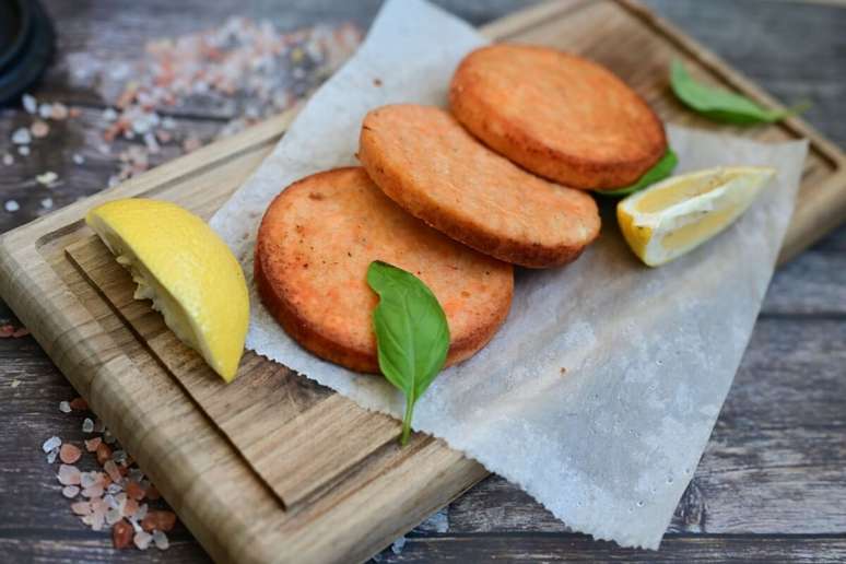 Salmon hamburger Salmon hamburger