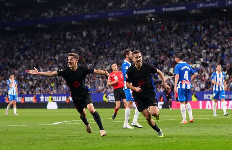 Fermín comemorando o segundo gol 