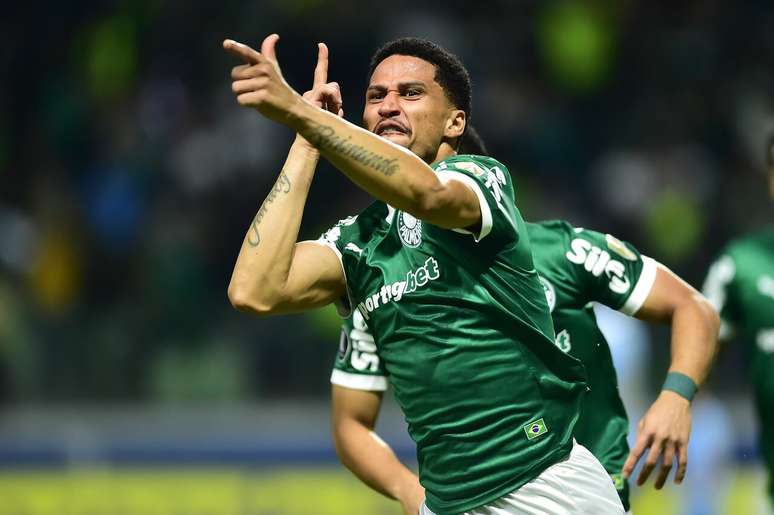 Murilo comemora o seu gol, o primeiro do Palmeiras sobre o Bolívar –