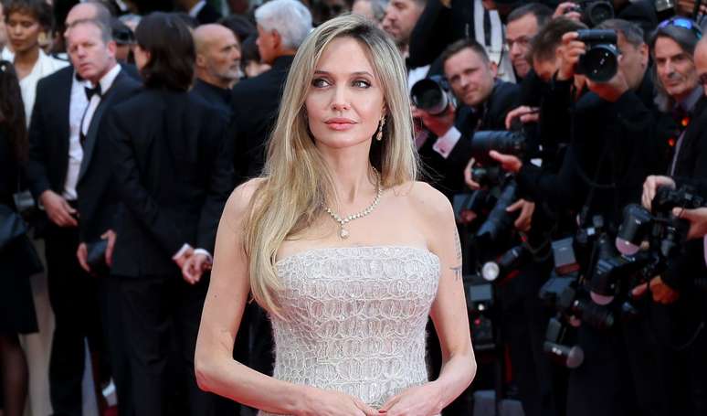 Angelina Jolie makes a triumphant return with the diamond set and a dance dress underlined at the Cannes Film Festival 2025