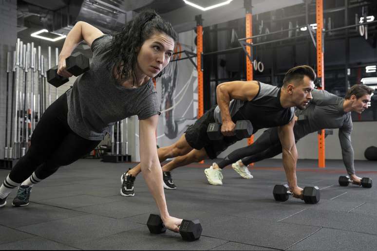 O que comer antes do treino de musculação? Personal trainer responde 