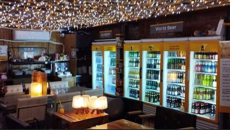 Shops without employees in South Korea who have customers honesty