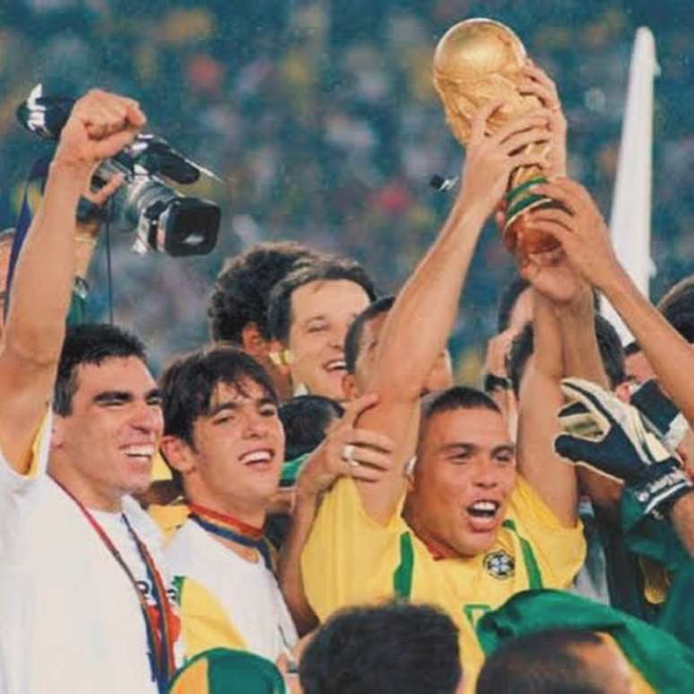 Lucio ganó el equipo nacional en la Copa del Mundo