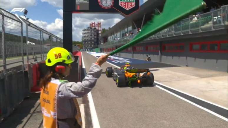 Faboo Norris en la salida de Pitlane