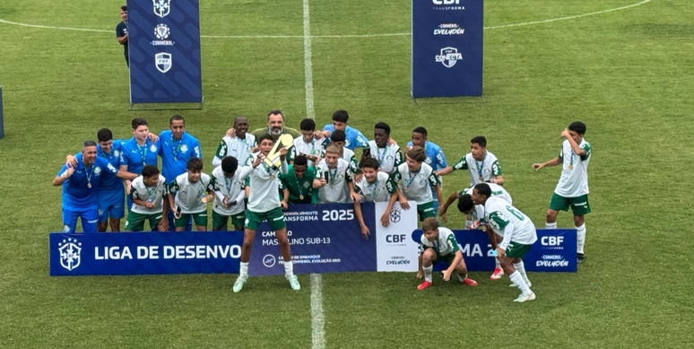 Palmeiraras son criticados racismo contra las atletas de los 13 menos de 13 en el objetivo Desrenzo: 'Mono'