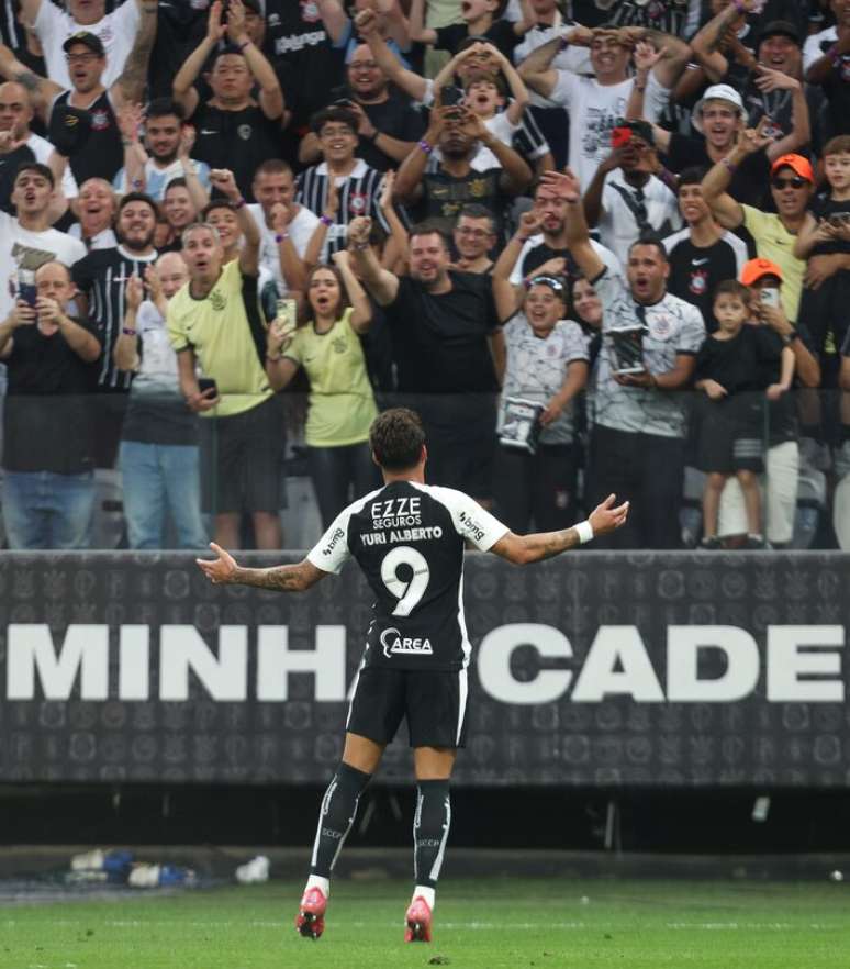 Algoz do Santos, Yuri Alberto desequilibrou clássico na Neo Química Arena.