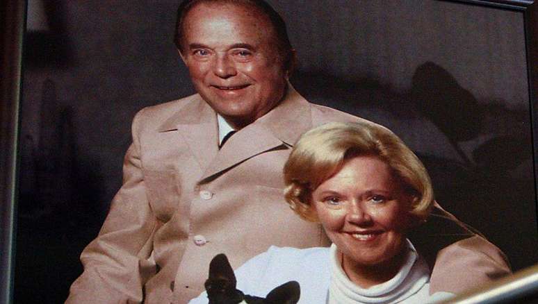 "Fiquei atônito com sua beleza loira", escreveu Ray Kroc, recordando o momento em que conheceu Joan