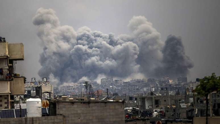 Smoking after Israel's attack in Gaza Smoking after Israel's attack in Gaza