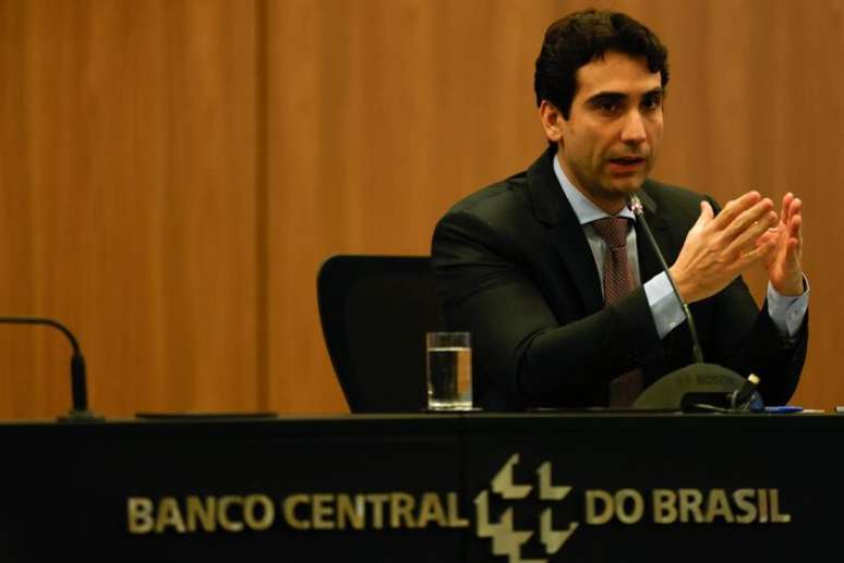 Galípolo voltou a assegurar compromisso da autoridade monetária com a meta de inflação, cujo centro é de 3%