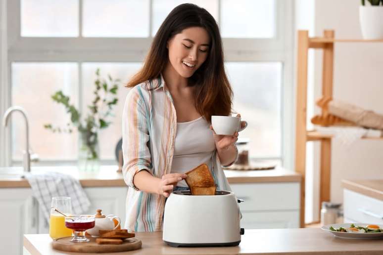 Não é recomendado tomar café com o estômago vazio 