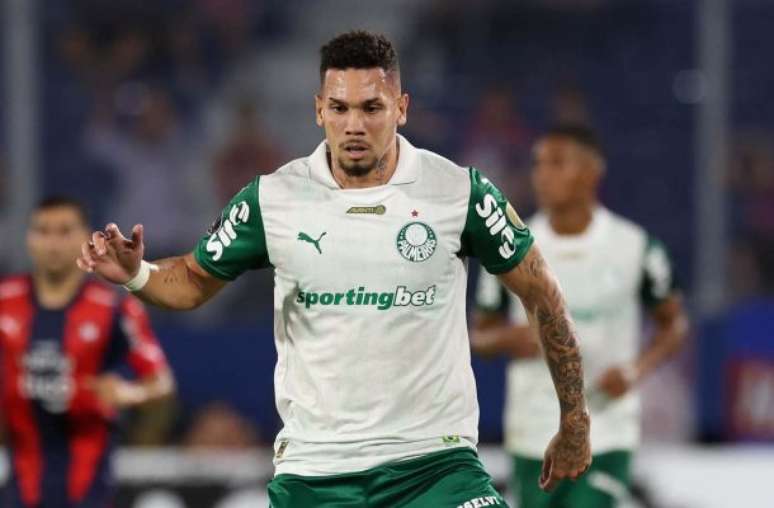 SEGUE NOS PLANOS! Paulinho se mantém respaldado no Palmeiras mesmo após lesão preocupante