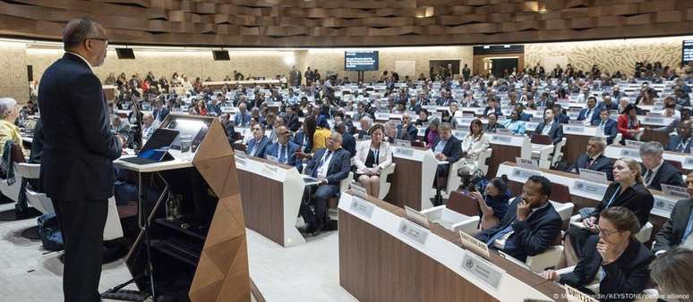 Integrantes da OMS prometem melhorar sistema de prevenção e combate à disseminação de doenças infecciosas.