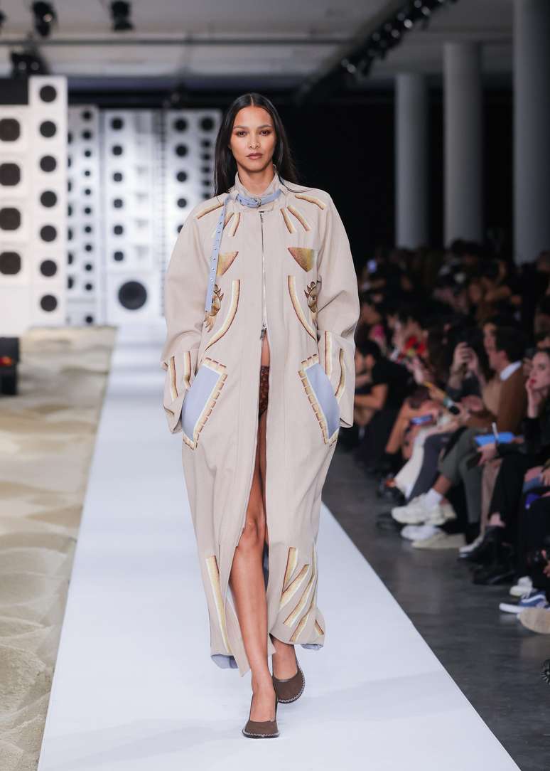 Lais Ribeiro 