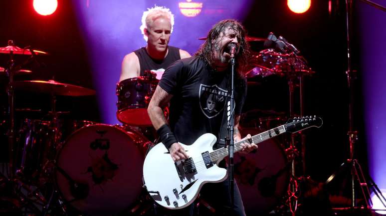 Josh Freese e Dave Grohl em 2023 -