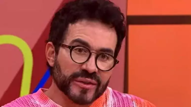 Padre Fbio de Melo desabafa e afirma que est a um passo de desistir aps caso em cafeteria