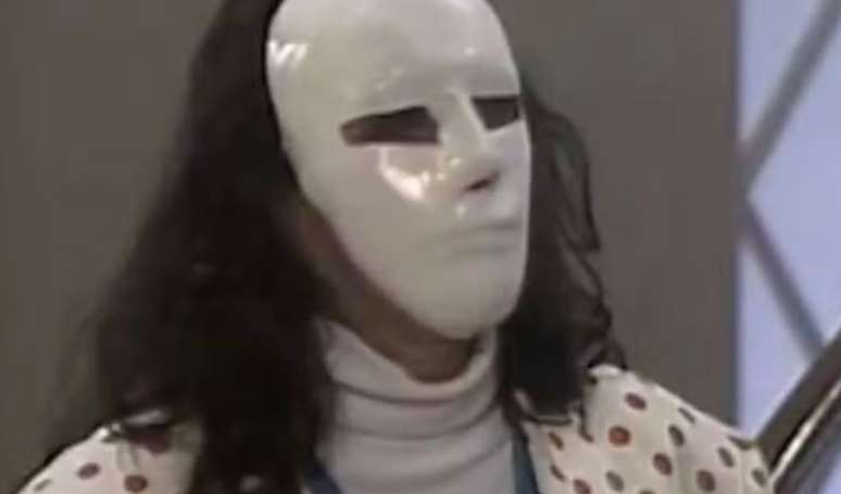 Como está o Mascarado de 'A Viagem' hoje? 31 após o sucesso da novela espírita, ator se afastou da TV e revela sentimento importante: 'Me sentia como um...'.