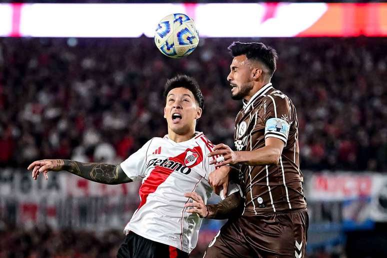 River Plate está fora da disputa pelo título do Apertura na Argentina –