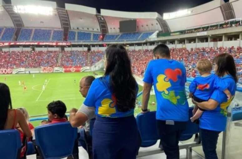 Divulgação - Legenda: Famílias no camarote sensorial na Casa de Apostas Arena das Dunas