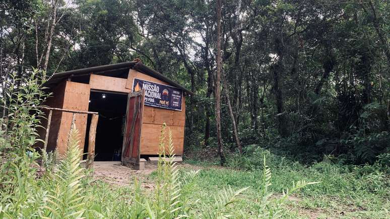 Templo da igreja da Tekoa Ka'aguy Mirim foi feito com madeira da própria mata que rodeia a comunidade