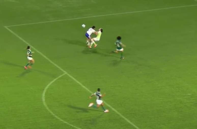 Cabulosas comemoram gol de Marília, que garantiu o triunfo do Cruzeiro sobre o Palmeiras –