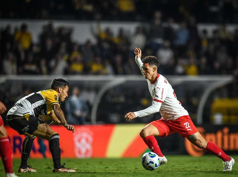 Gustavo Neves, imreoir Red Bull Bragantino. 